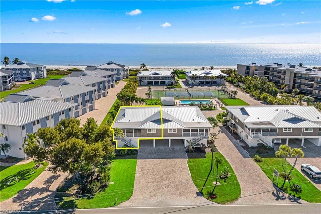 1351 Middle Gulf DR 1A SANIBEL, FL 33957