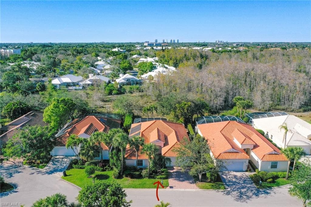 1527 Whispering Oaks CIR NAPLES, FL 34110