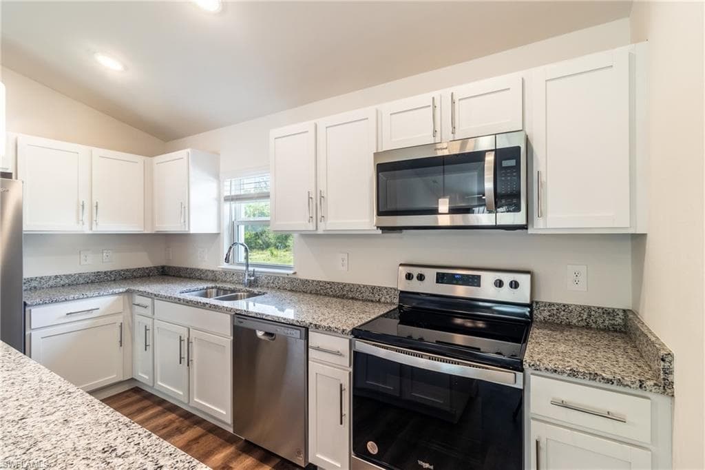 2759 Yacolt AVE NORTH PORT, FL 34286