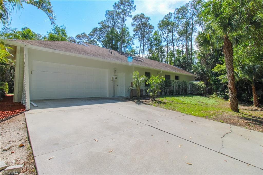 3892 29th AVE SW NAPLES, FL 34117