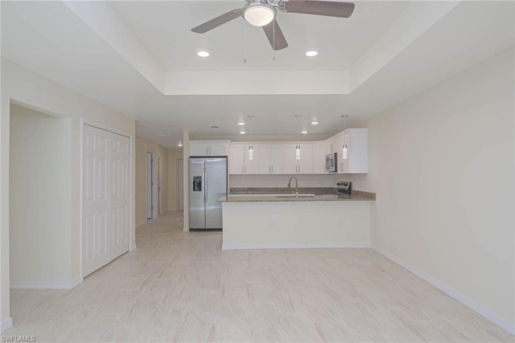 2122 French ST FORT MYERS, FL 33916