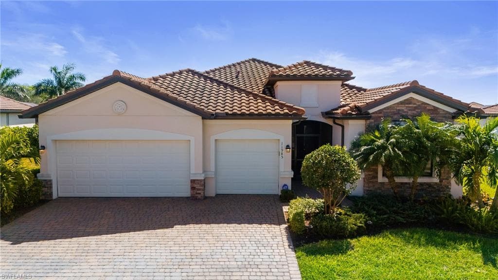 11985 Bay Oak DR FORT MYERS, FL 33913