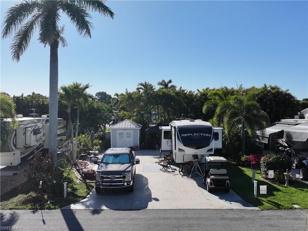 10453 Nightwood DR FORT MYERS, FL 33905