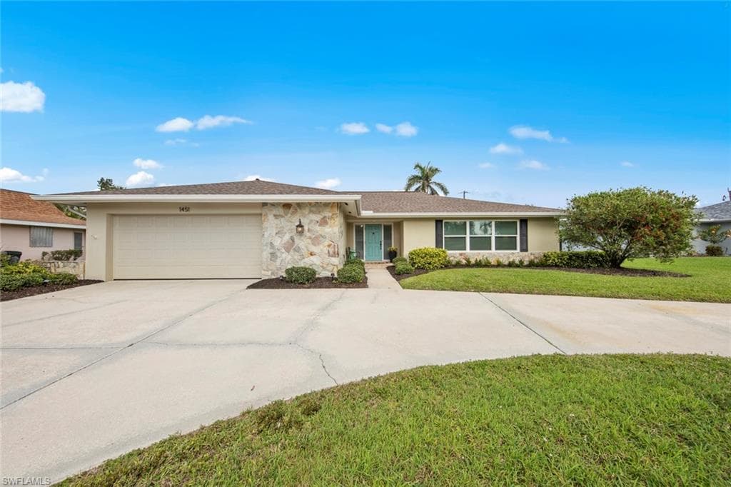 1451 Tanglewood PKWY FORT MYERS, FL 33919