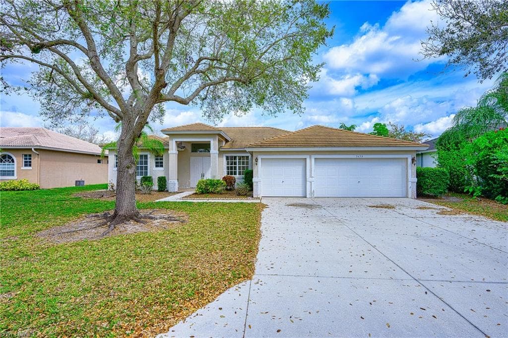 3479 Ocean Bluff CT NAPLES, FL 34120