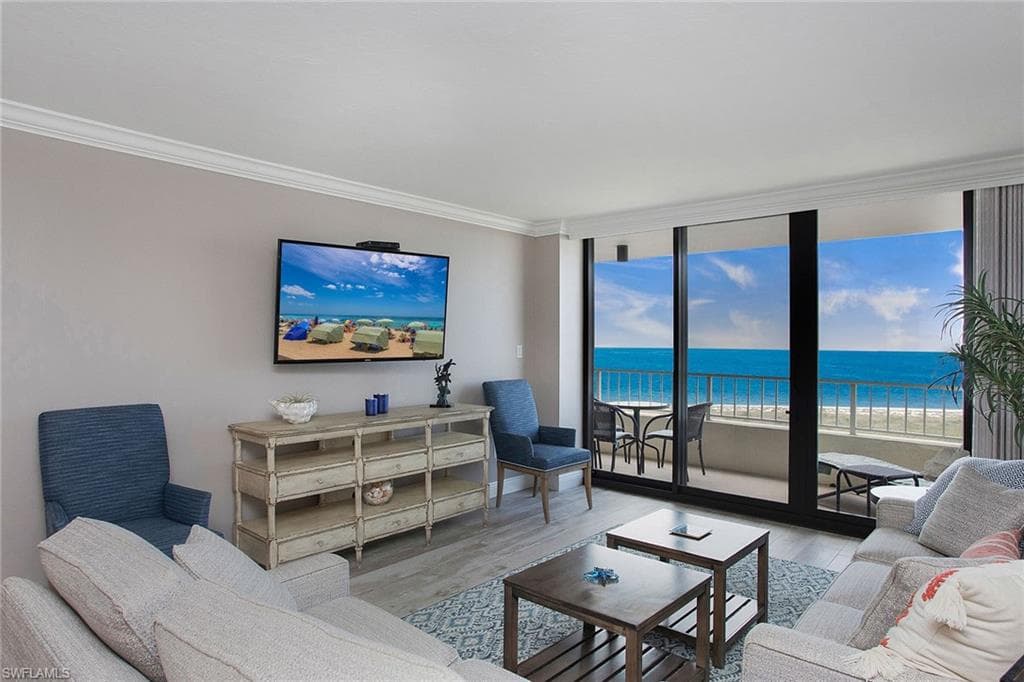 380 Seaview CT 1902 MARCO ISLAND, FL 34145