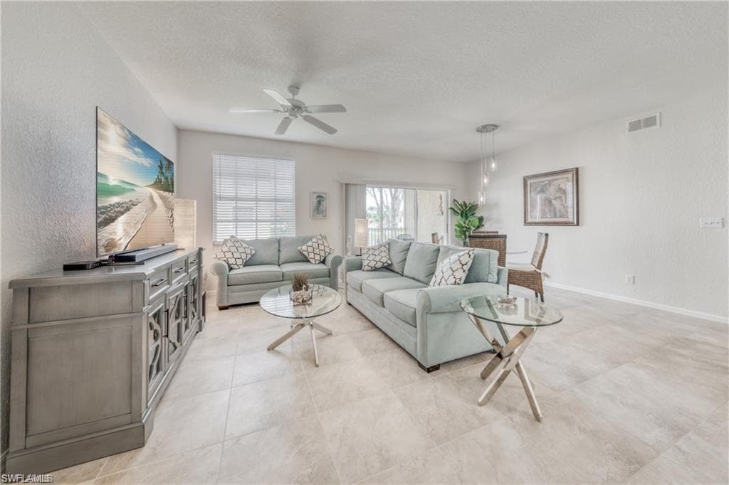 4700 Saint Croix LN 327 NAPLES, FL 34109