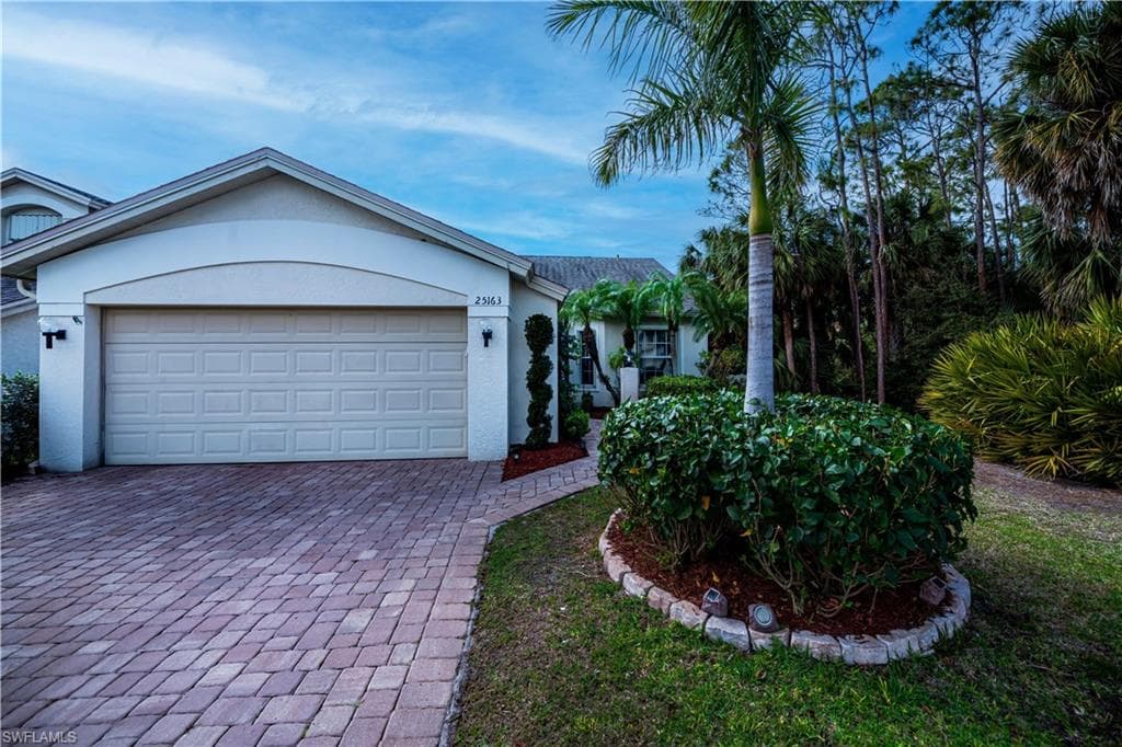 25163 Golf Lake CIR BONITA SPRINGS, FL 34135