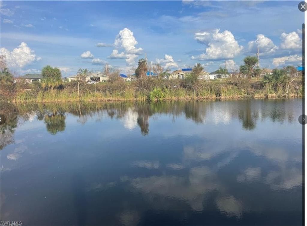 1007 NW 9th PL CAPE CORAL, FL 33993