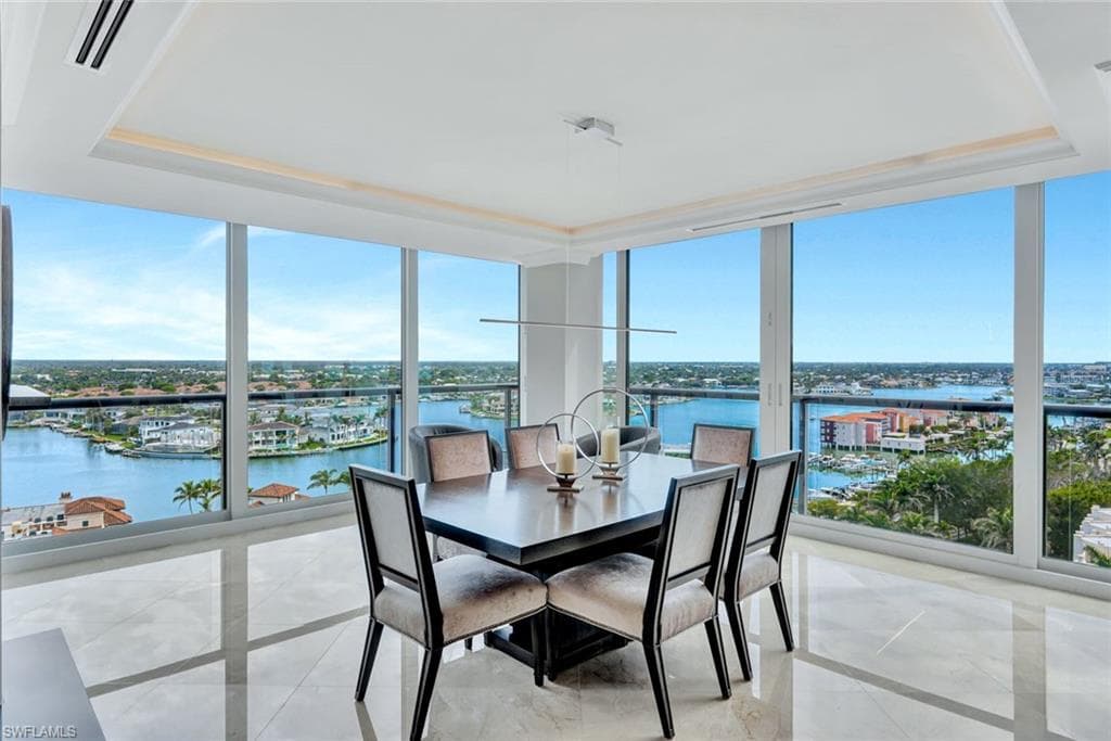 4031 Gulf Shore BLVD N PH-14F NAPLES, FL 34103