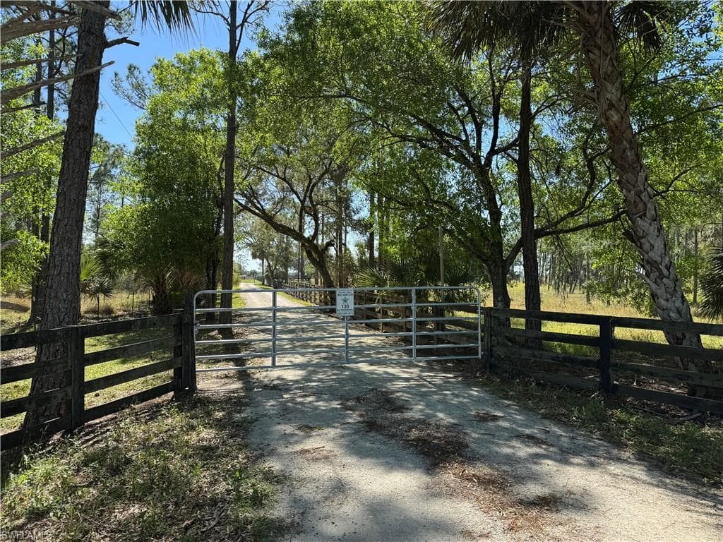 49005 Bermont RD PUNTA GORDA, FL 33982