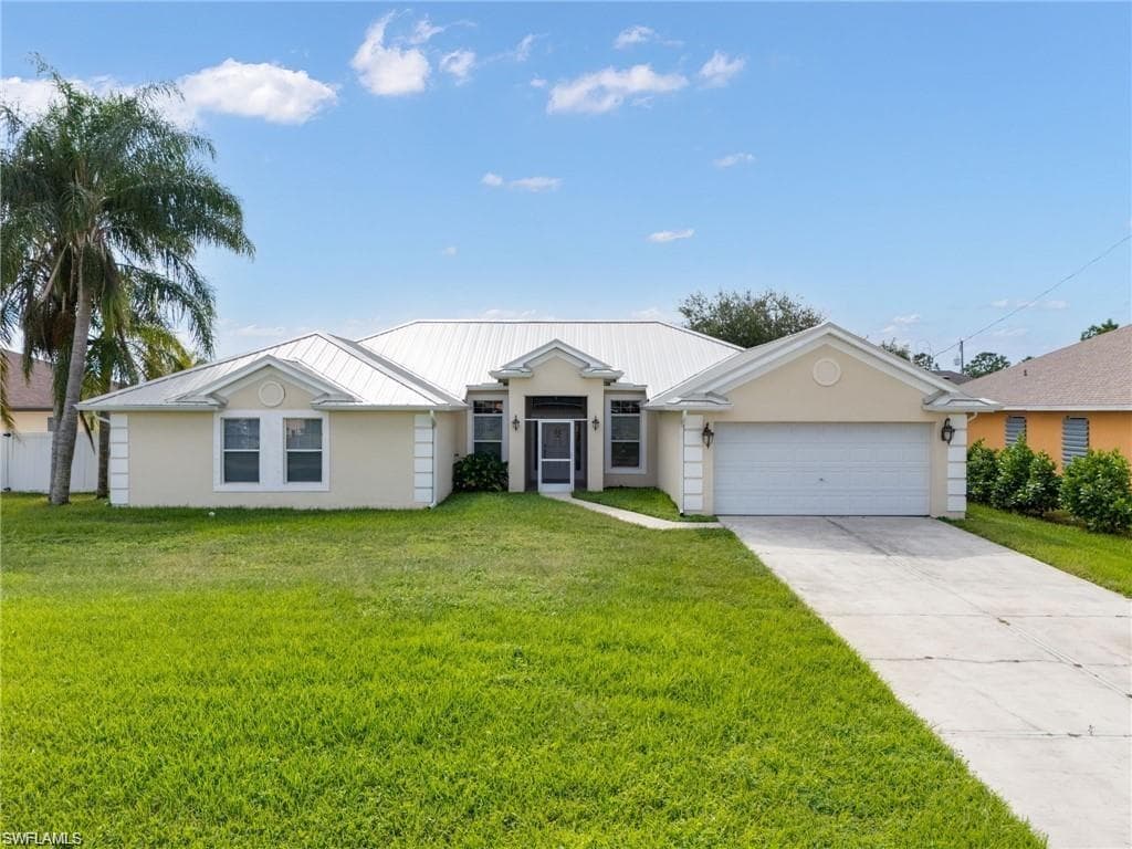 409 Windermere DR LEHIGH ACRES, FL 33972