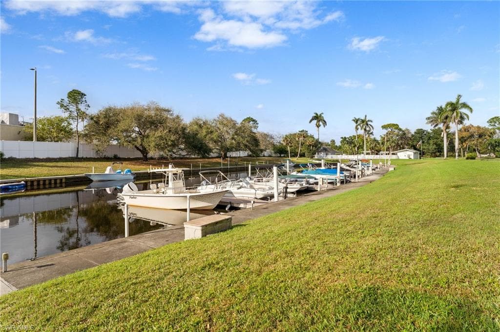 1525 Tropic TER 1525 NORTH FORT MYERS, FL 33903