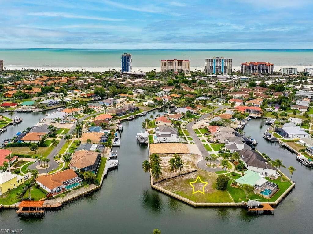 847 Dandelion CT MARCO ISLAND, FL 34145