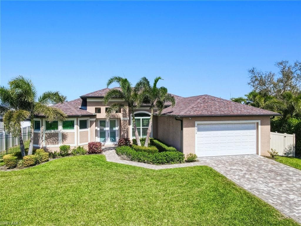 2313 SW 18th TER CAPE CORAL, FL 33991