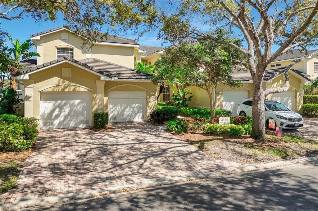 3460 Pointe Creek CT 101 BONITA SPRINGS, FL 34134