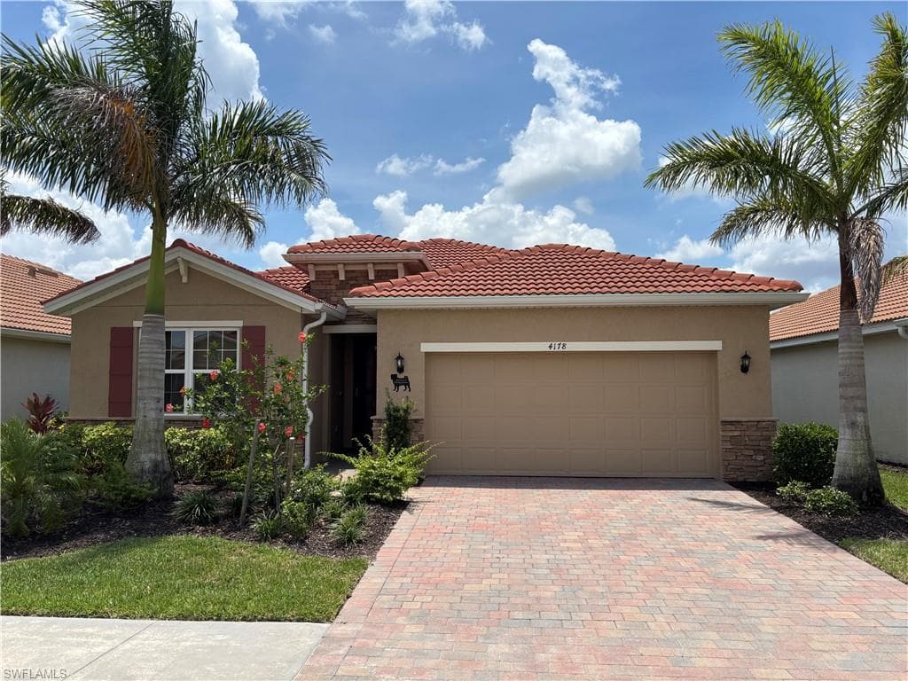 4178 Bloomfield ST FORT MYERS, FL 33916