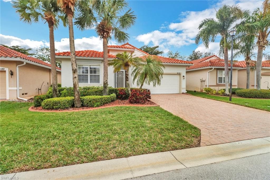 9176 Springview LOOP ESTERO, FL 33928