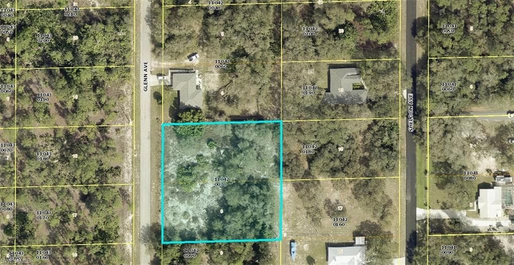 1510 Glenn AVE LEHIGH ACRES, FL 33972