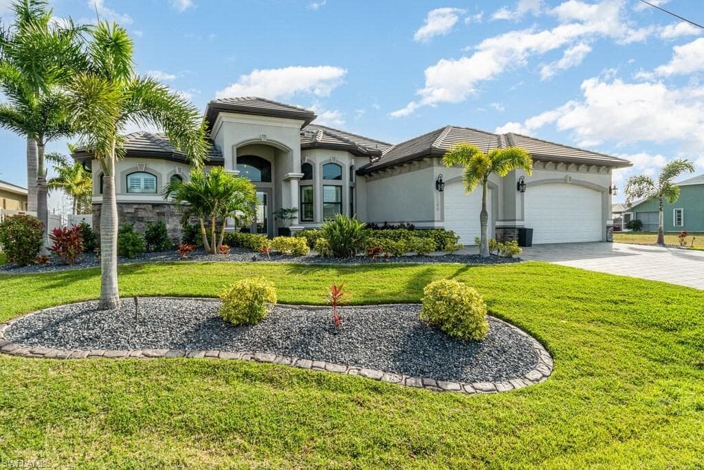 1109 SW 6th AVE CAPE CORAL, FL 33991