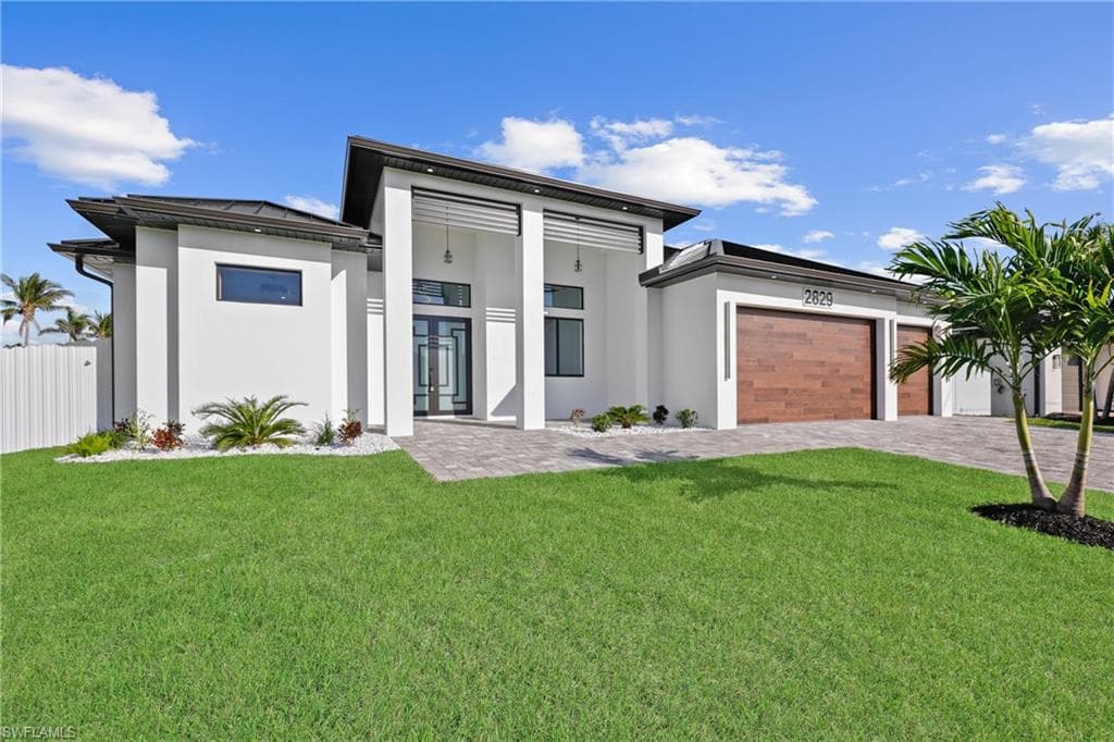 2829 SW 24 AVE CAPE CORAL, FL 33914