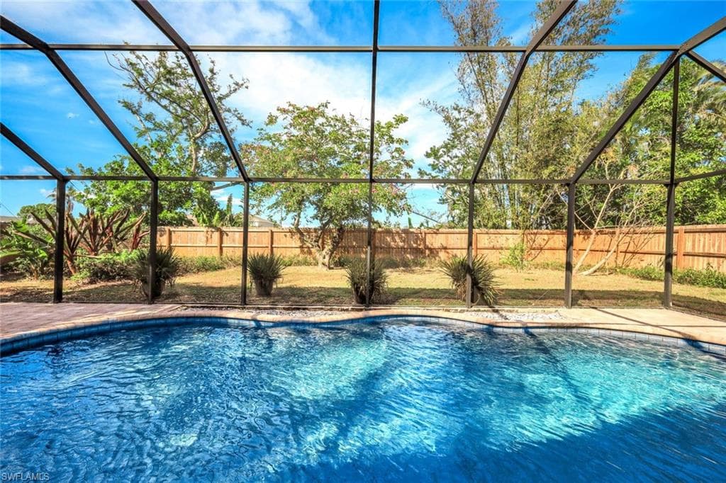 1207 SE 15th TER CAPE CORAL, FL 33990