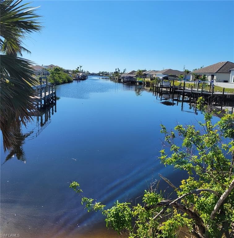 3604 Gulfstream PKWY CAPE CORAL, FL 33993