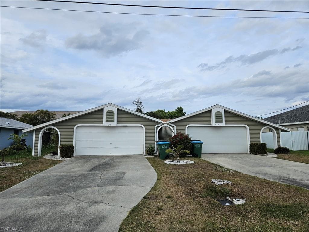 1211 SE 6th TER CAPE CORAL, FL 33990