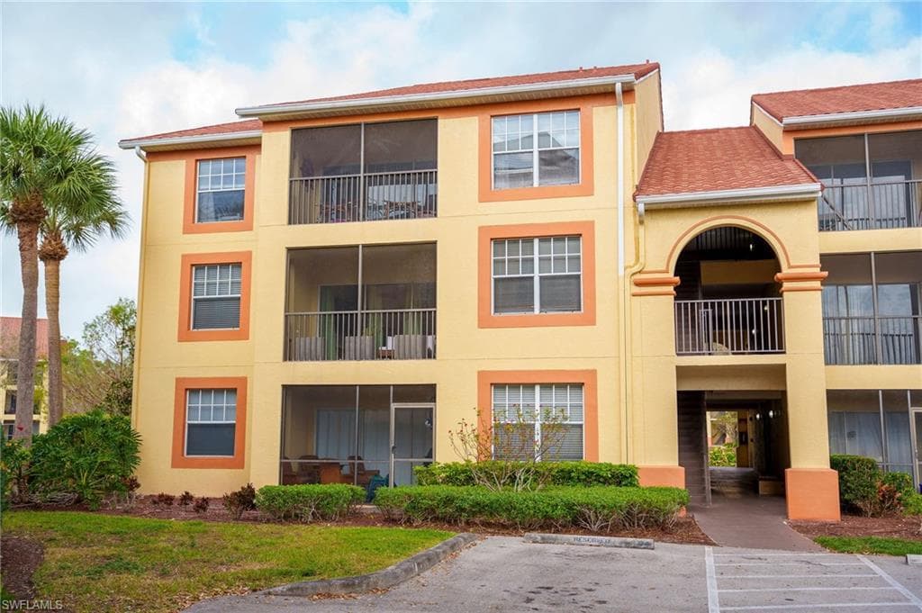 7975 Preserve CIR 1027 NAPLES, FL 34119