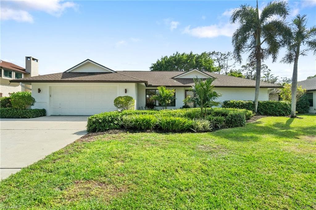 2421 Kings Lake BLVD NAPLES, FL 34112