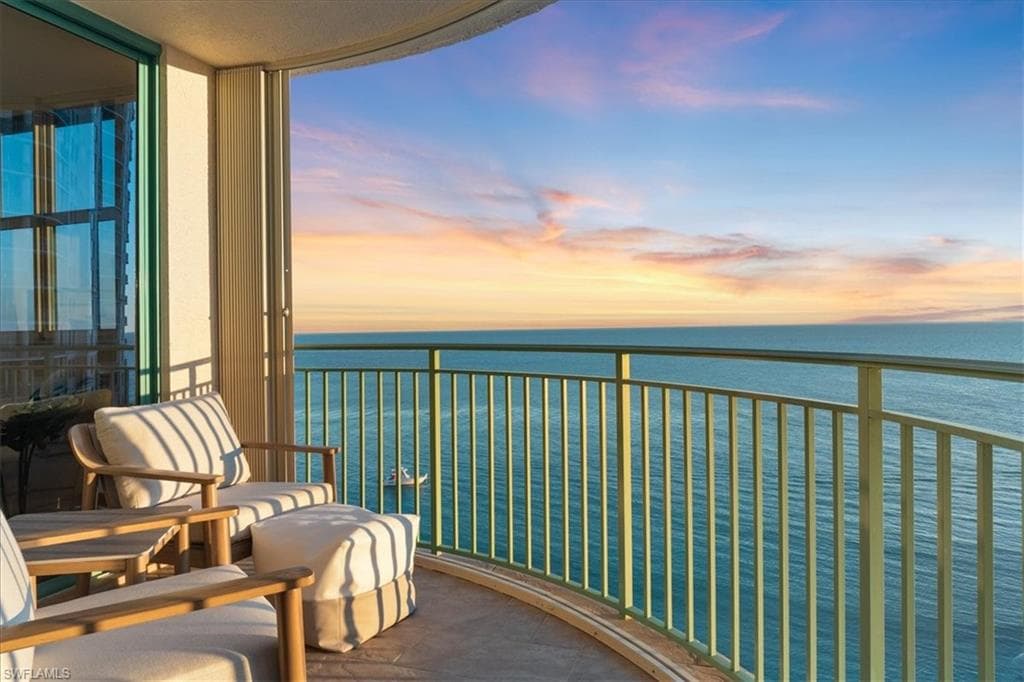 980 Cape Marco DR 805 MARCO ISLAND, FL 34145