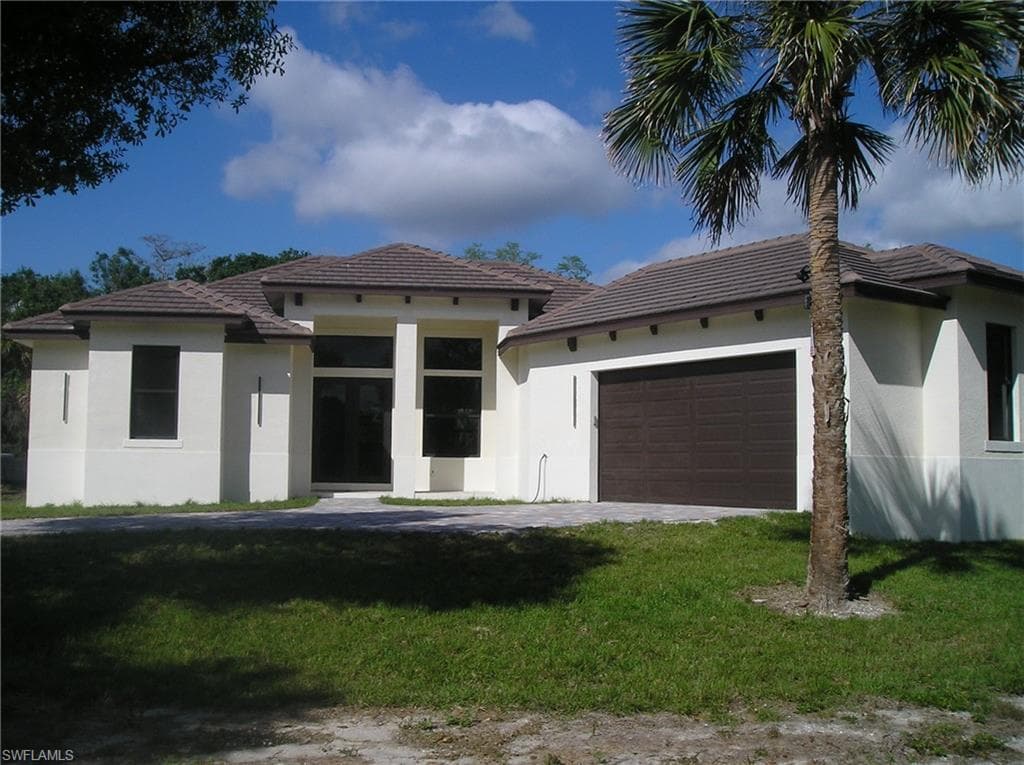 221 22nd ST NE NAPLES, FL 34120