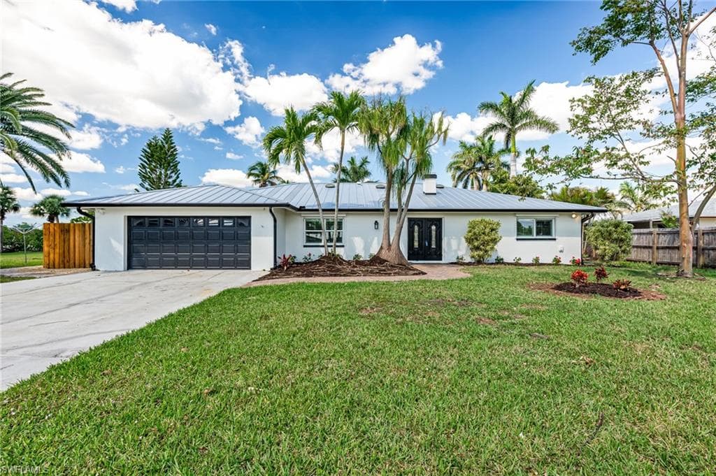 335 Shore DR FORT MYERS, FL 33905