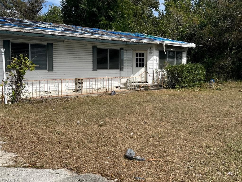 2145 Carrell RD FORT MYERS, FL 33901