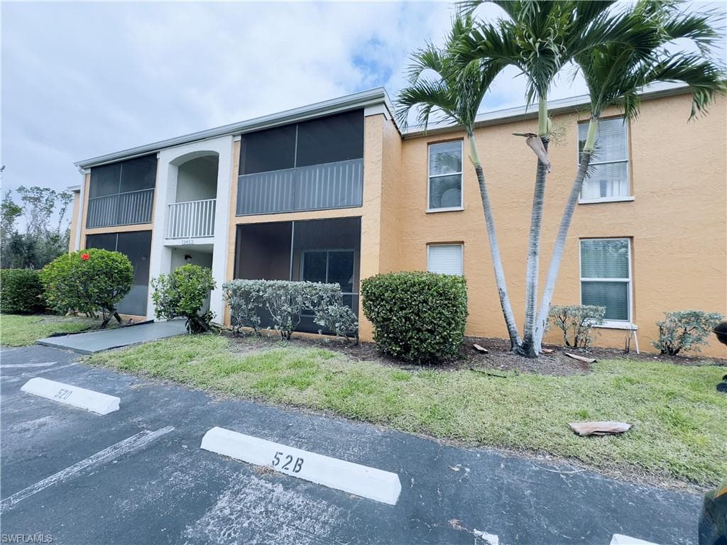 12652 Kenwood LN C FORT MYERS, FL 33907