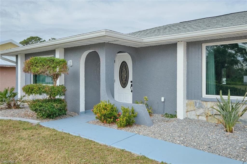 18126 Ackerman AVE PORT CHARLOTTE, FL 33948