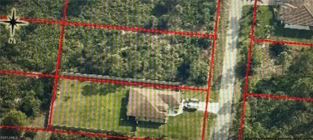 808 Congress AVE LEHIGH ACRES, FL 33972