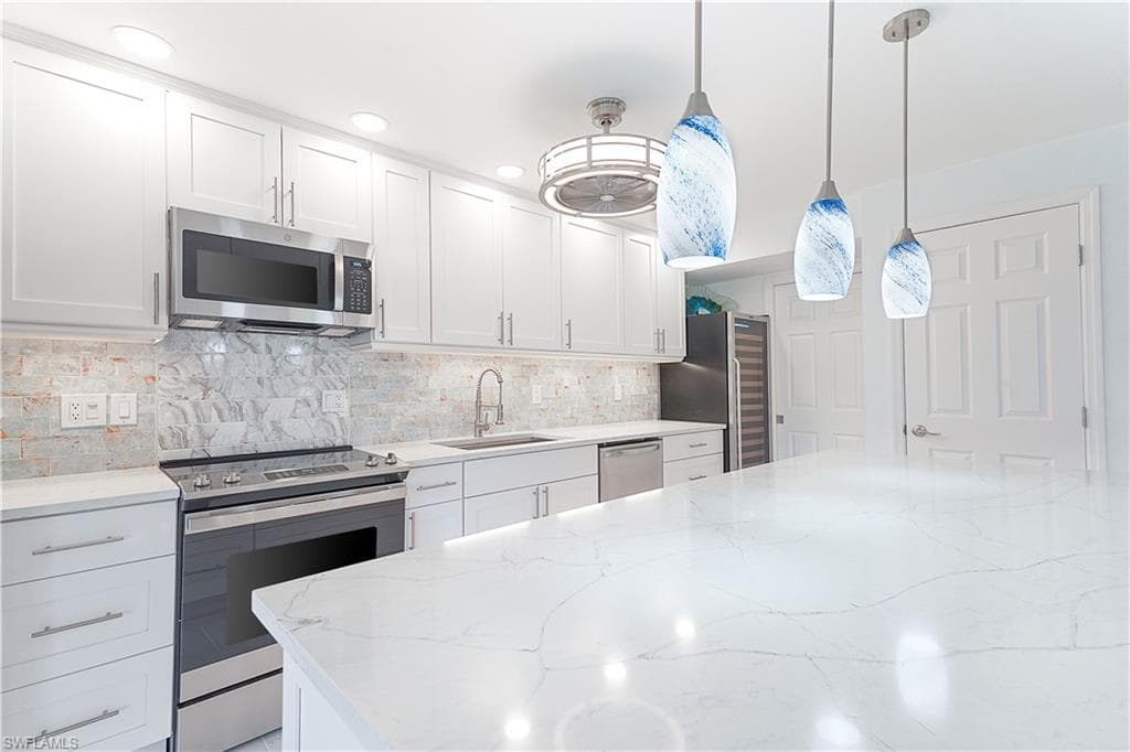 27771 Hacienda East BLVD 223D BONITA SPRINGS, FL 34135