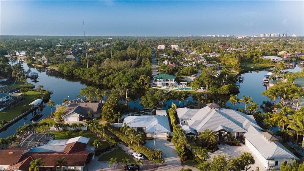 27142 Flossmoor DR BONITA SPRINGS, FL 34135