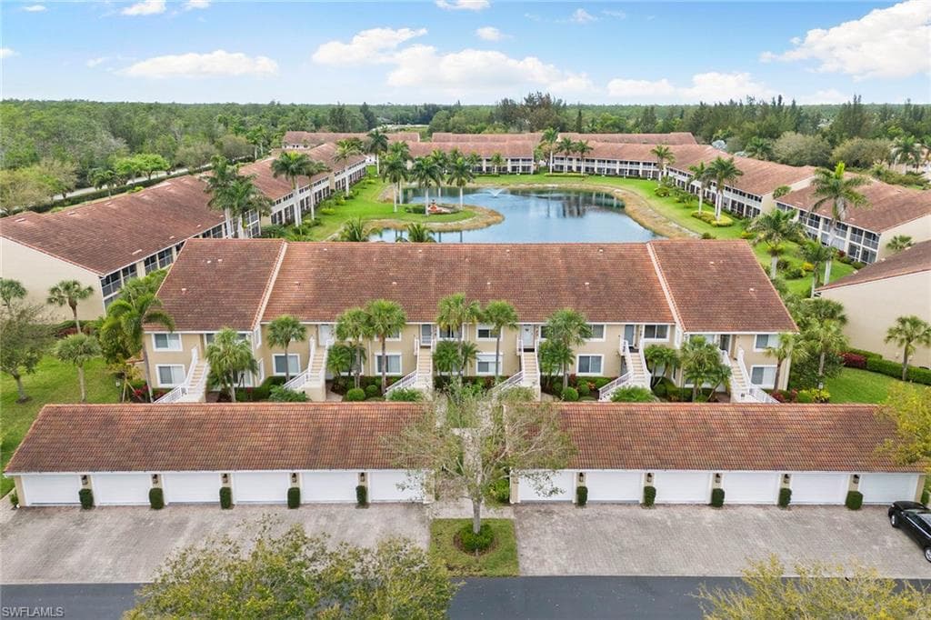 2345 Magnolia LN 6710 NAPLES, FL 34112
