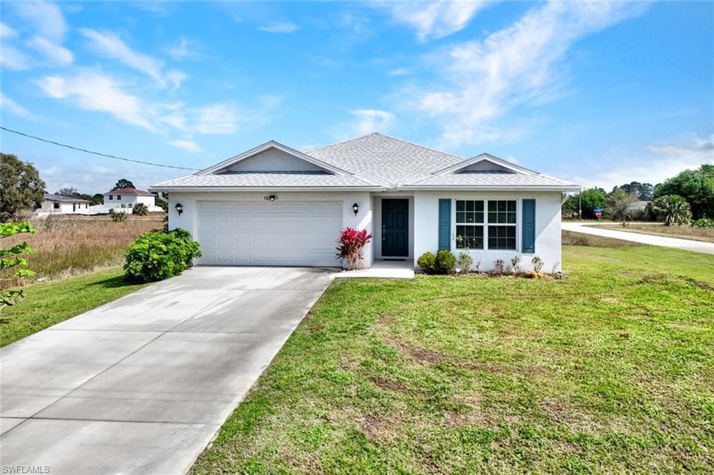 927 Manresa AVE S LEHIGH ACRES, FL 33974