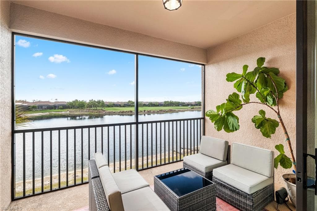 9365 Pocida CT 203 NAPLES, FL 34119
