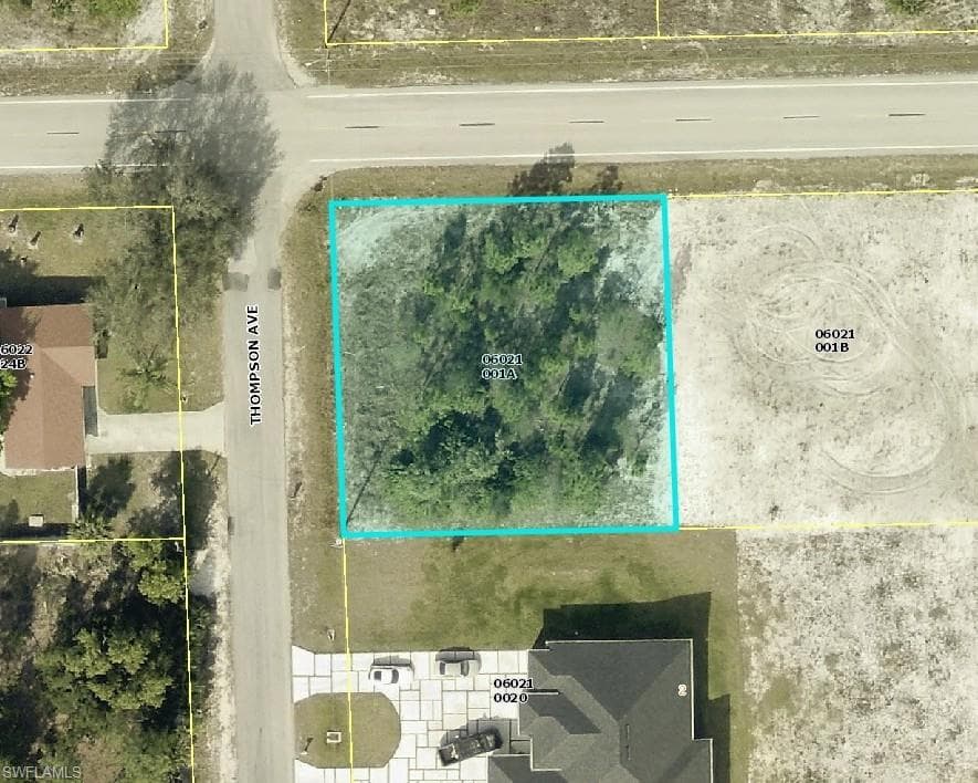1300 E 10th ST LEHIGH ACRES, FL 33972