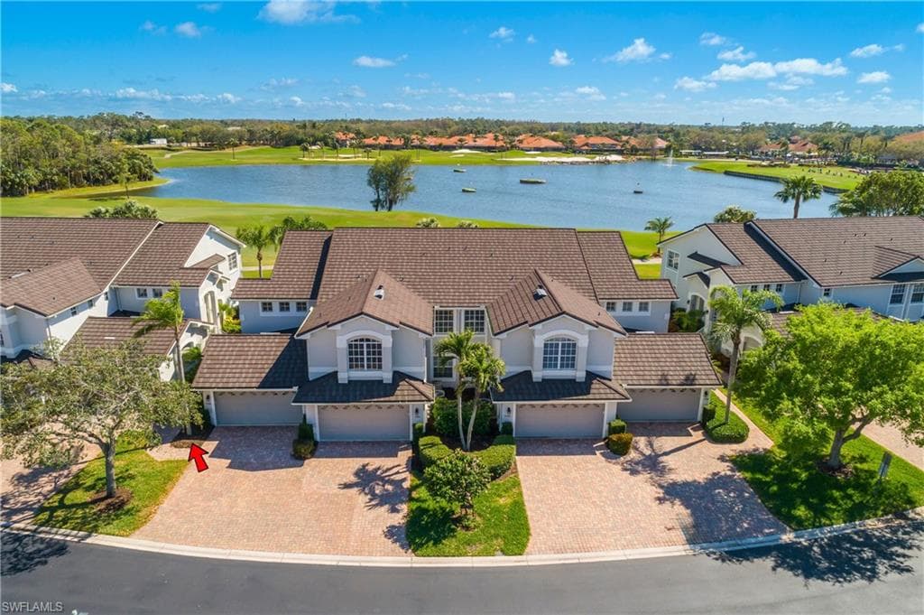 5896 Three Iron DR 1703 NAPLES, FL 34110