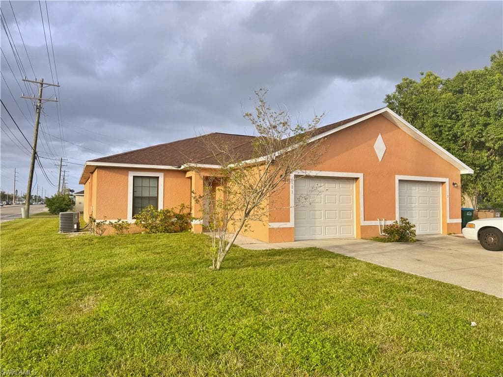 101 SE 13th ST CAPE CORAL, FL 33990