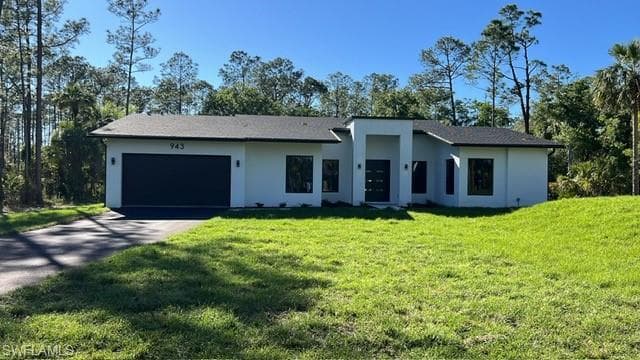 943 Everglades BLVD N NAPLES, FL 34120