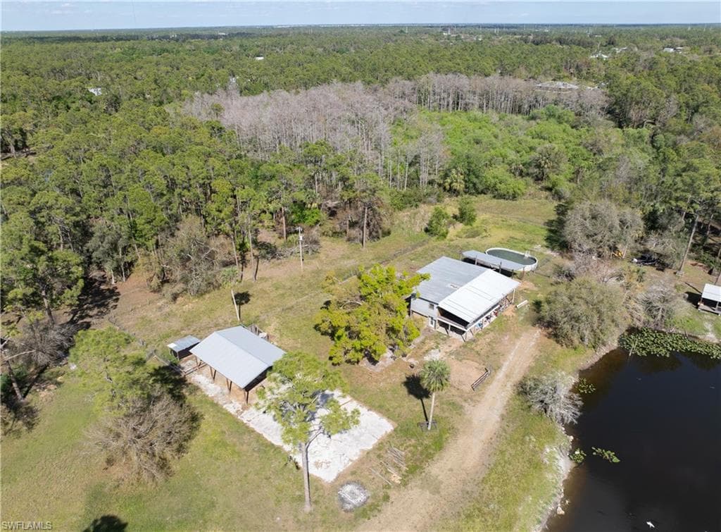 18490 Nalle RD NORTH FORT MYERS, FL 33917
