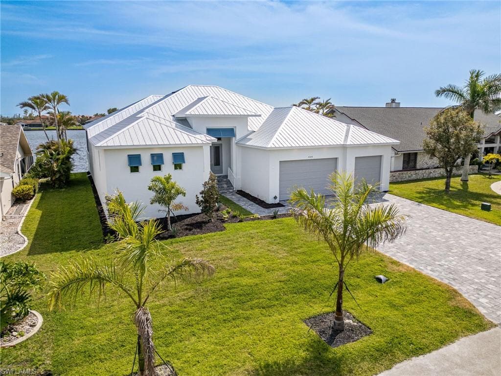 428 SW 53rd TER CAPE CORAL, FL 33914