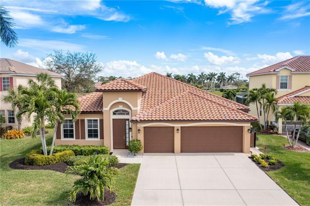 2663 Amber Lake DR CAPE CORAL, FL 33909