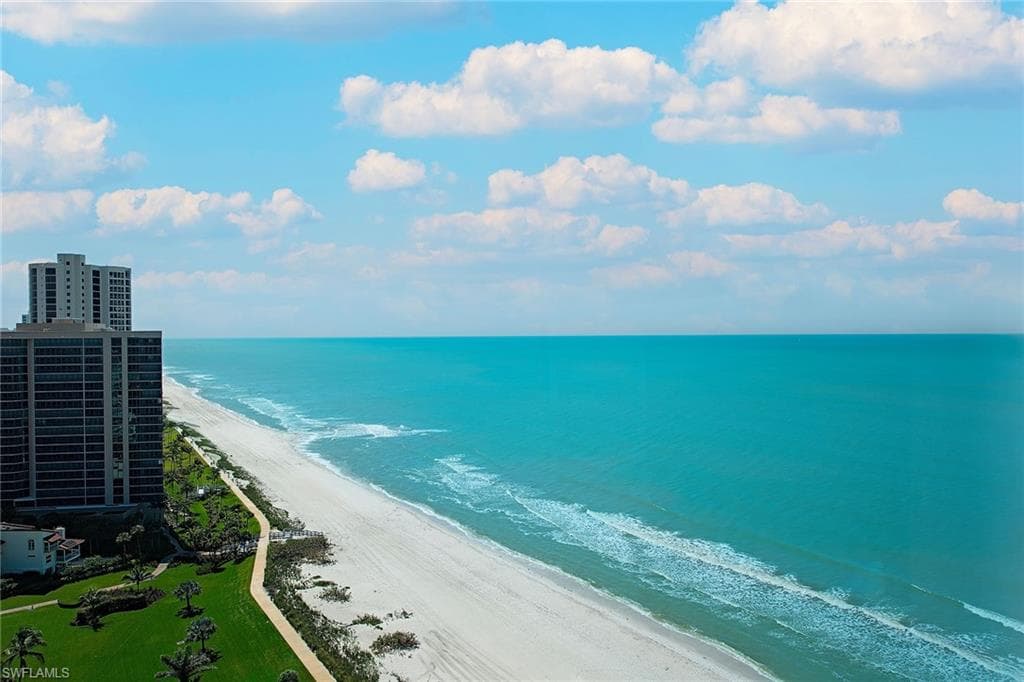 4951 Gulf Shore BLVD N 1801 NAPLES, FL 34103